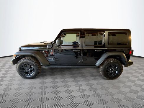 Used 2023 Jeep Wrangler Unlimited w/ Cold Weather Group AWD/4WD image 9