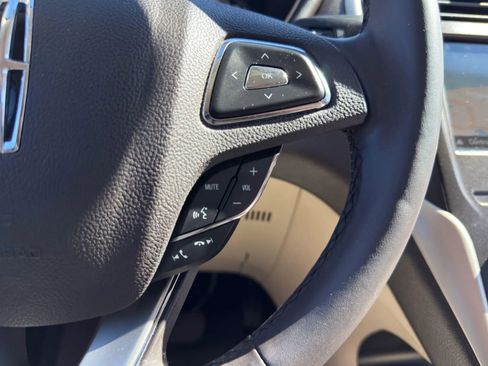 Used 2019 Lincoln MKC Select w/ Select Plus Package image 18