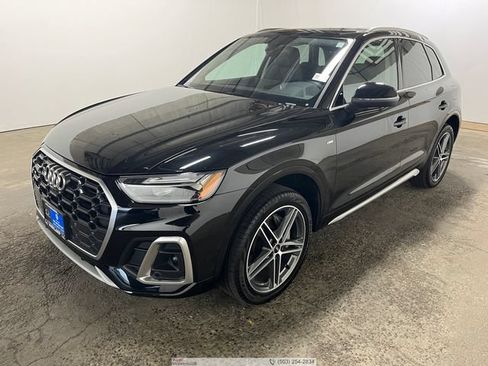 Used 2023 Audi Q5 e Premium Plus w/ Premium Plus Package AWD/4WD image 1