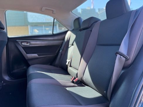 Used 2018 Toyota Corolla LE image 10
