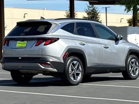 Used 2025 Hyundai Tucson SEL image 11