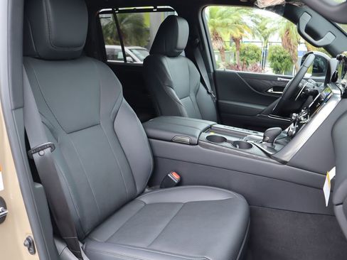 New 2026 Lexus LX 700h Overtrail image 41