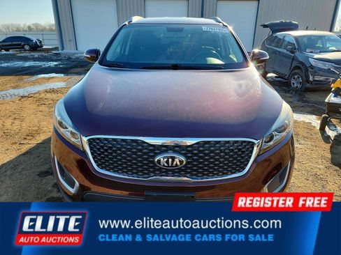 Used 2018 Kia Sorento LX image 9
