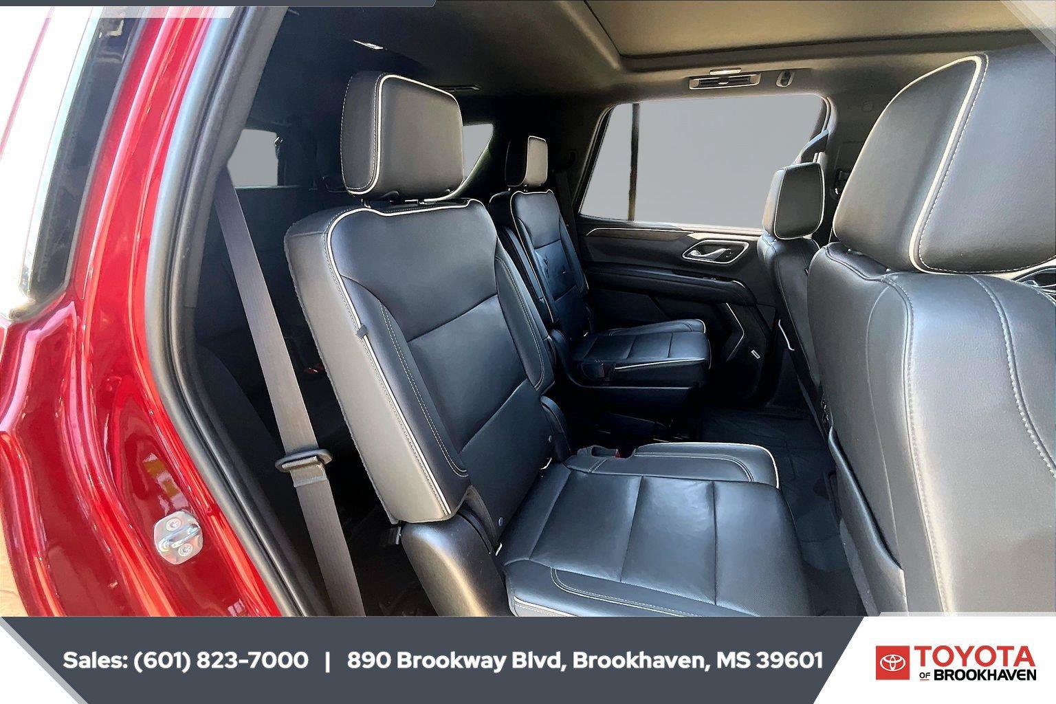 Used 2021 Chevrolet Tahoe Premier w/ Premium Package RWD image 20