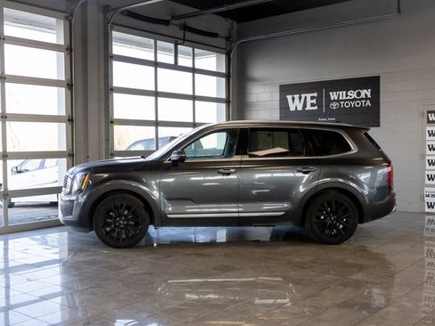 Used 2022 Kia Telluride SX w/ SX Prestige Package AWD/4WD image 1