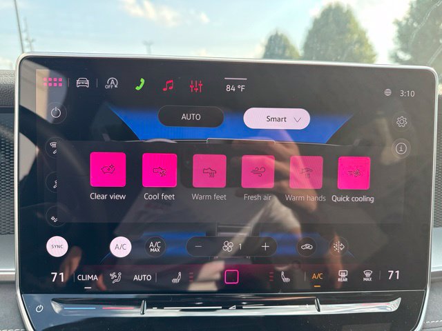 New 2026 Volkswagen Tiguan SE R-Line AWD/4WD image 22