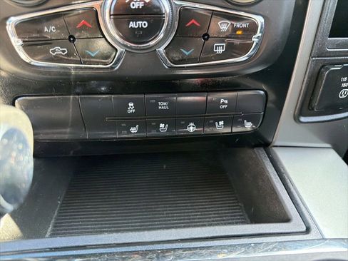 Used 2013 RAM 1500 Sport w/ Sport Premium Group AWD/4WD image 29