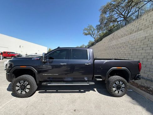 Used 2024 GMC Sierra 2500 Denali w/ Denali Reserve Package AWD/4WD image 2