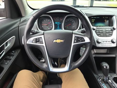 Used 2017 Chevrolet Equinox LT w/ Convenience Package FWD image 41