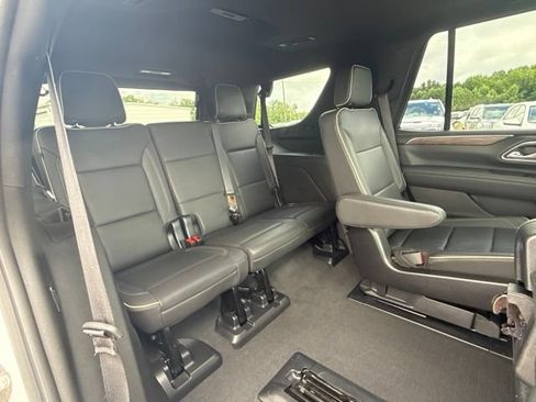 Used 2023 Chevrolet Tahoe Premier RWD image 18