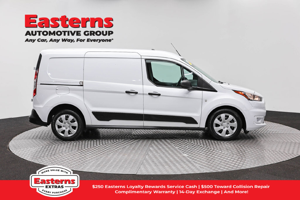 Used 2022 Ford Transit Connect XLT FWD image 5