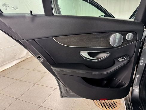 Used 2019 Mercedes-Benz C 300 4MATIC Sedan image 16