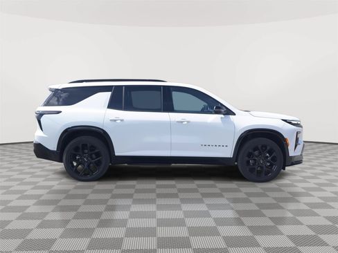New 2026 Chevrolet Traverse RS AWD/4WD image 2
