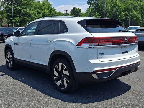Used 2024 Volkswagen Atlas Cross Sport SE AWD/4WD image 4