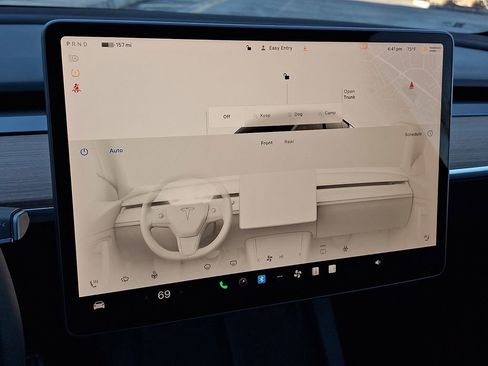 Used 2022 Tesla Model Y Performance image 22