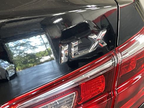 Used 2018 Acura ILX FWD image 33