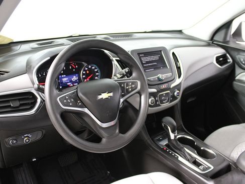 Used 2022 Chevrolet Equinox LT image 19