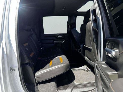 Used 2021 GMC Sierra 2500 AT4 w/ AT4 Premium Plus Package AWD/4WD image 49