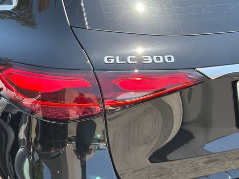 New 2026 Mercedes-Benz GLC 300 image 26