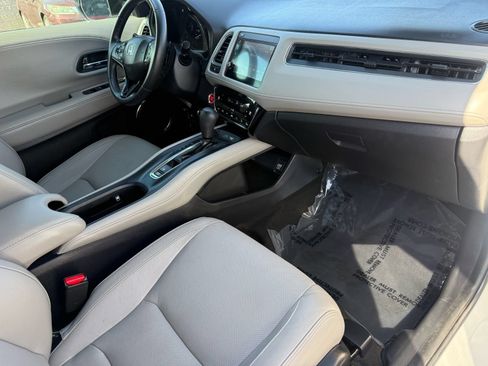 Certified 2019 Honda HR-V EX-L image 31