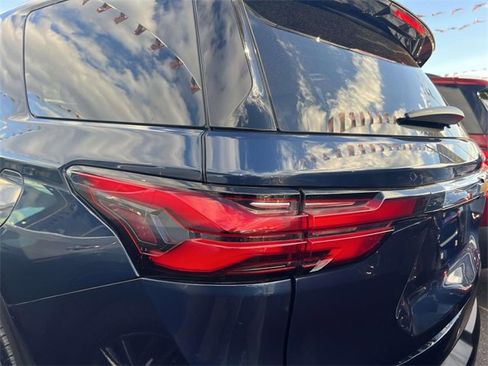 Certified 2023 Chevrolet Traverse LT image 6