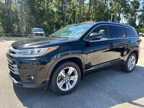 Used 2019 Toyota Highlander Limited FWD image 5