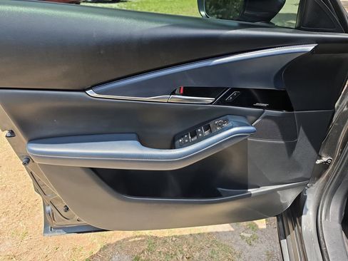 Used 2020 MAZDA CX-30 FWD w/ Preferred Package image 18