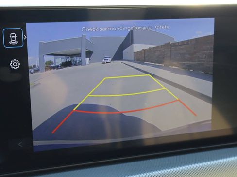 Used 2025 Hyundai Sonata SEL FWD image 7
