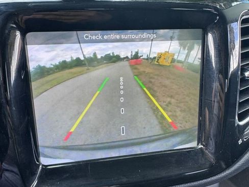 Used 2020 Jeep Compass Limited FWD image 24