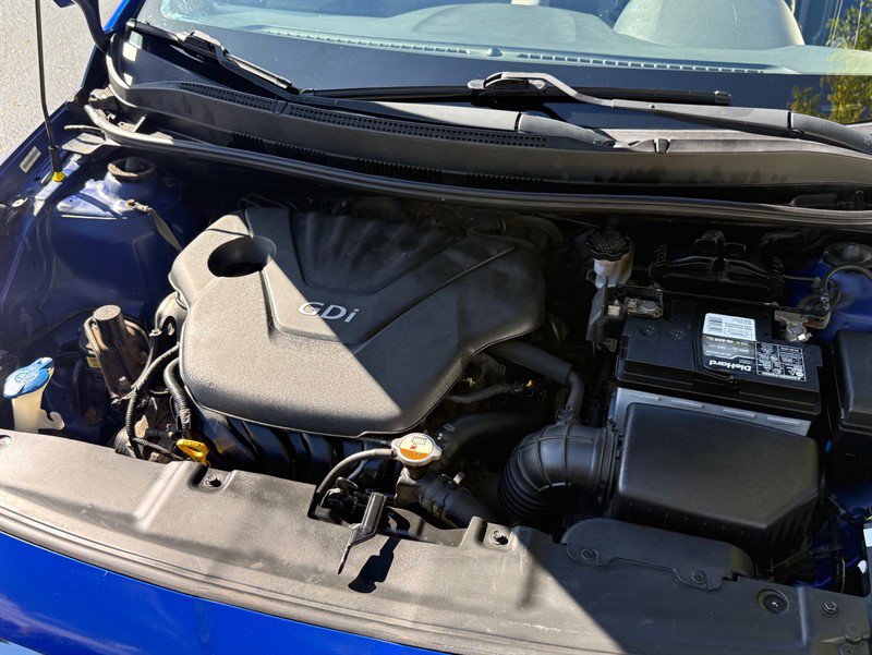 Used 2014 Hyundai Accent GLS w/ Option Group 2 FWD image 13