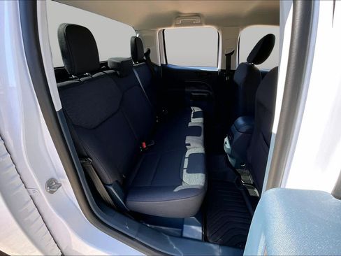 Used 2025 Ford Maverick XL FWD image 17