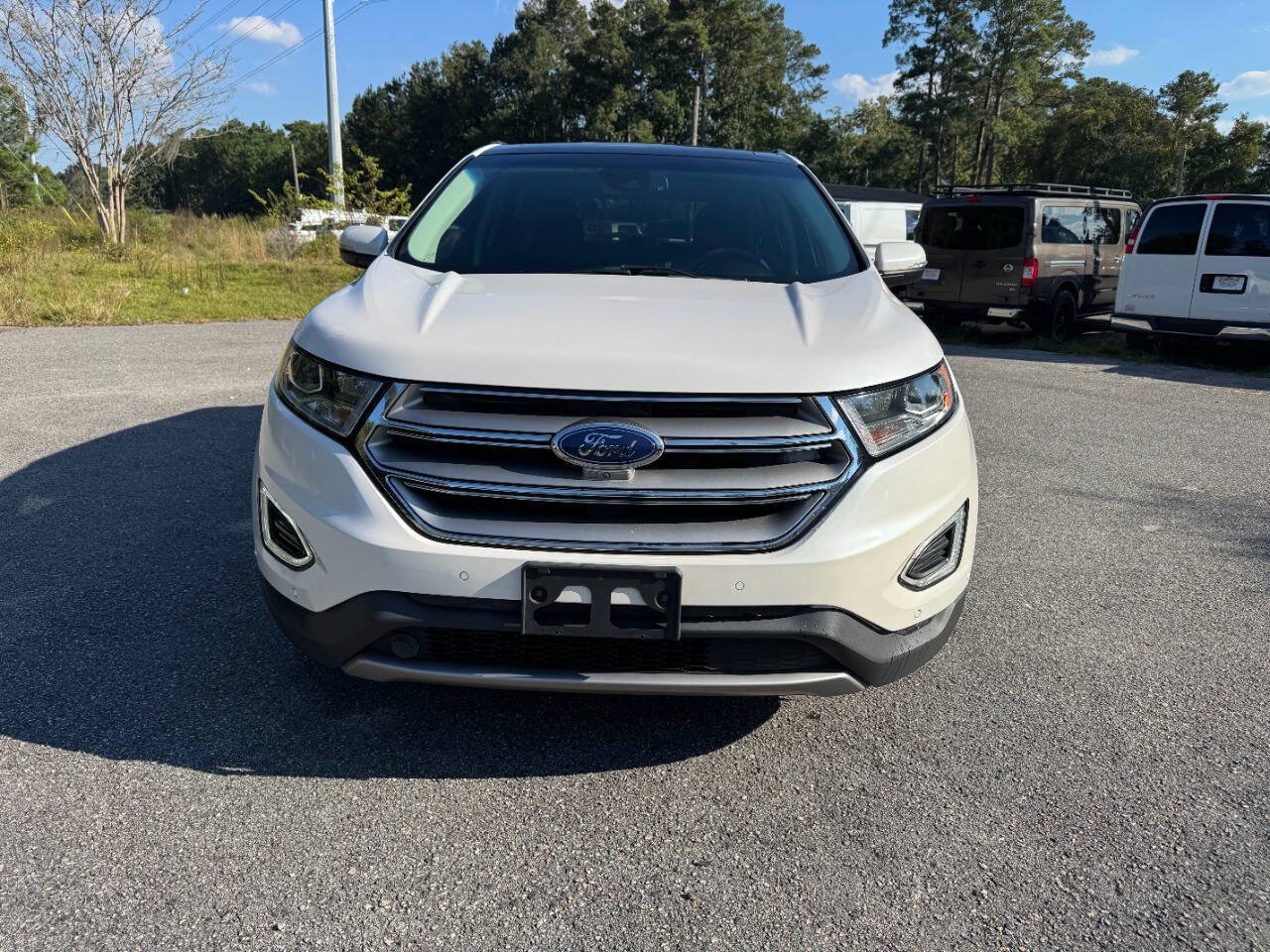 Used 2016 Ford Edge Titanium w/ Equipment Group 302A FWD image 2