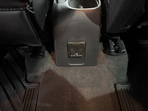 Used 2019 Chevrolet Trax LT w/ LT Convenience Package image 31