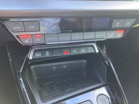 Used 2024 Audi RS 3 image 25