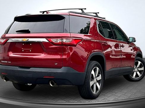 Used 2019 Chevrolet Traverse LT w/ LT Premium Package AWD/4WD image 6