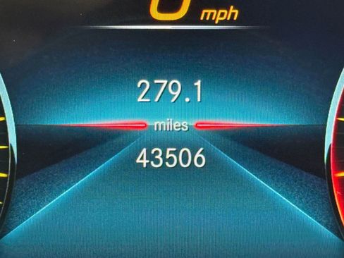 Used 2020 Mercedes-Benz GLE 350 image 18