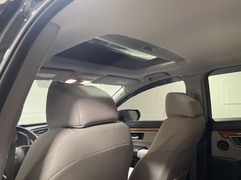 Used 2020 Honda CR-V Touring image 19