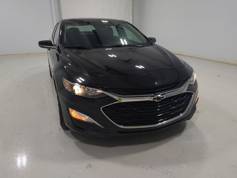 Used 2024 Chevrolet Malibu RS FWD image 14
