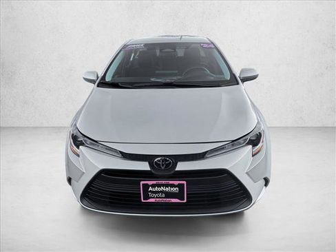 Used 2024 Toyota Corolla LE image 2