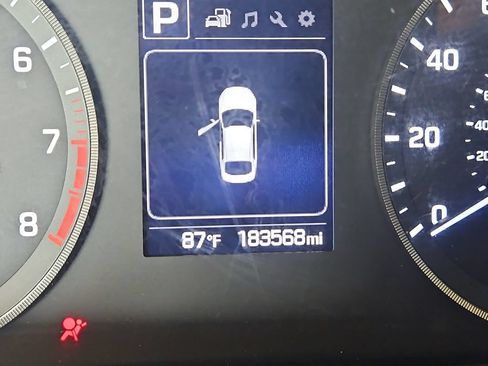 Used 2017 Hyundai Sonata Sport w/ Value Edition Package 02 FWD image 29