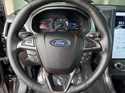 Used 2022 Ford Edge Titanium w/ Equipment Group 301A image 29