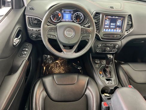 Used 2022 Jeep Cherokee Trailhawk w/ Trailer Tow Group AWD/4WD image 21