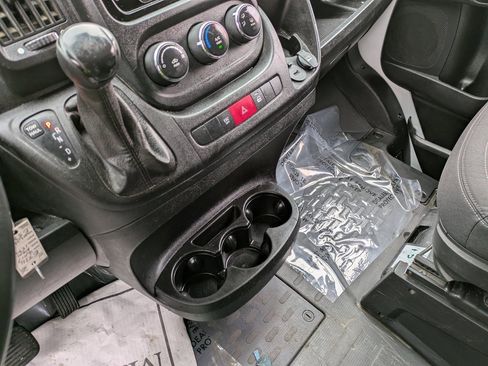 Used 2017 RAM ProMaster 1500 image 14