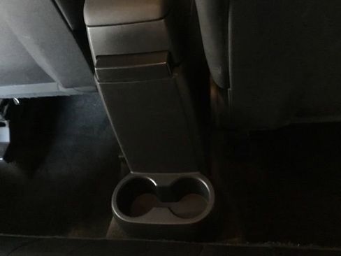 Used 2017 Jeep Patriot Sport image 40