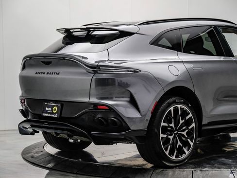 Used 2023 Aston Martin DBX 707 image 18