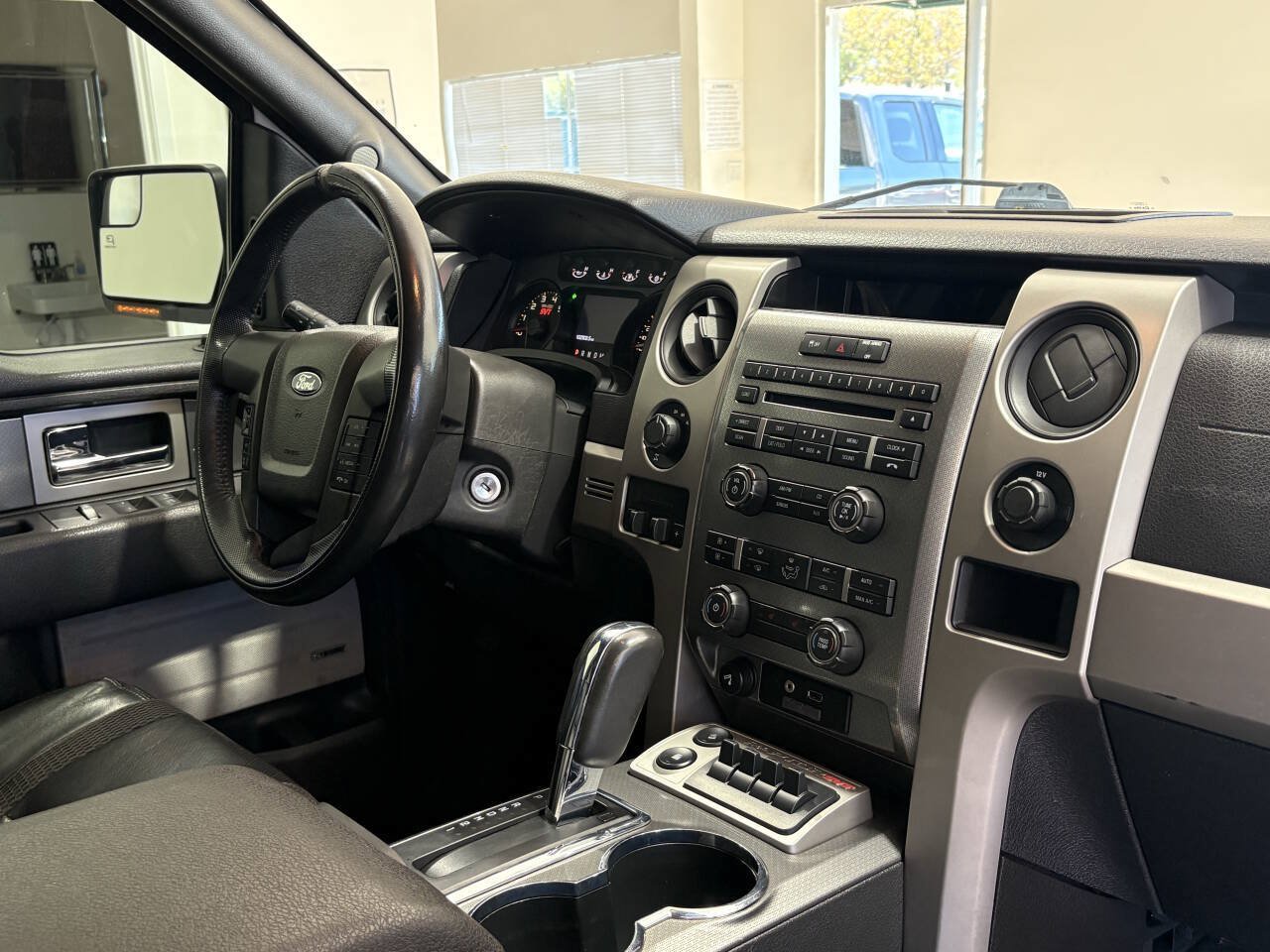 Used 2011 Ford F150 Raptor w/ Raptor Luxury Pkg AWD/4WD image 31