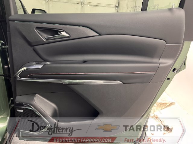 New 2027 Chevrolet Traverse RS w/ LPO, Floor Liner Package FWD image 36