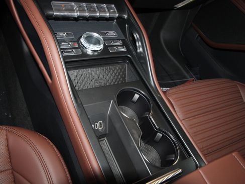 New 2026 Lincoln Nautilus Reserve image 17