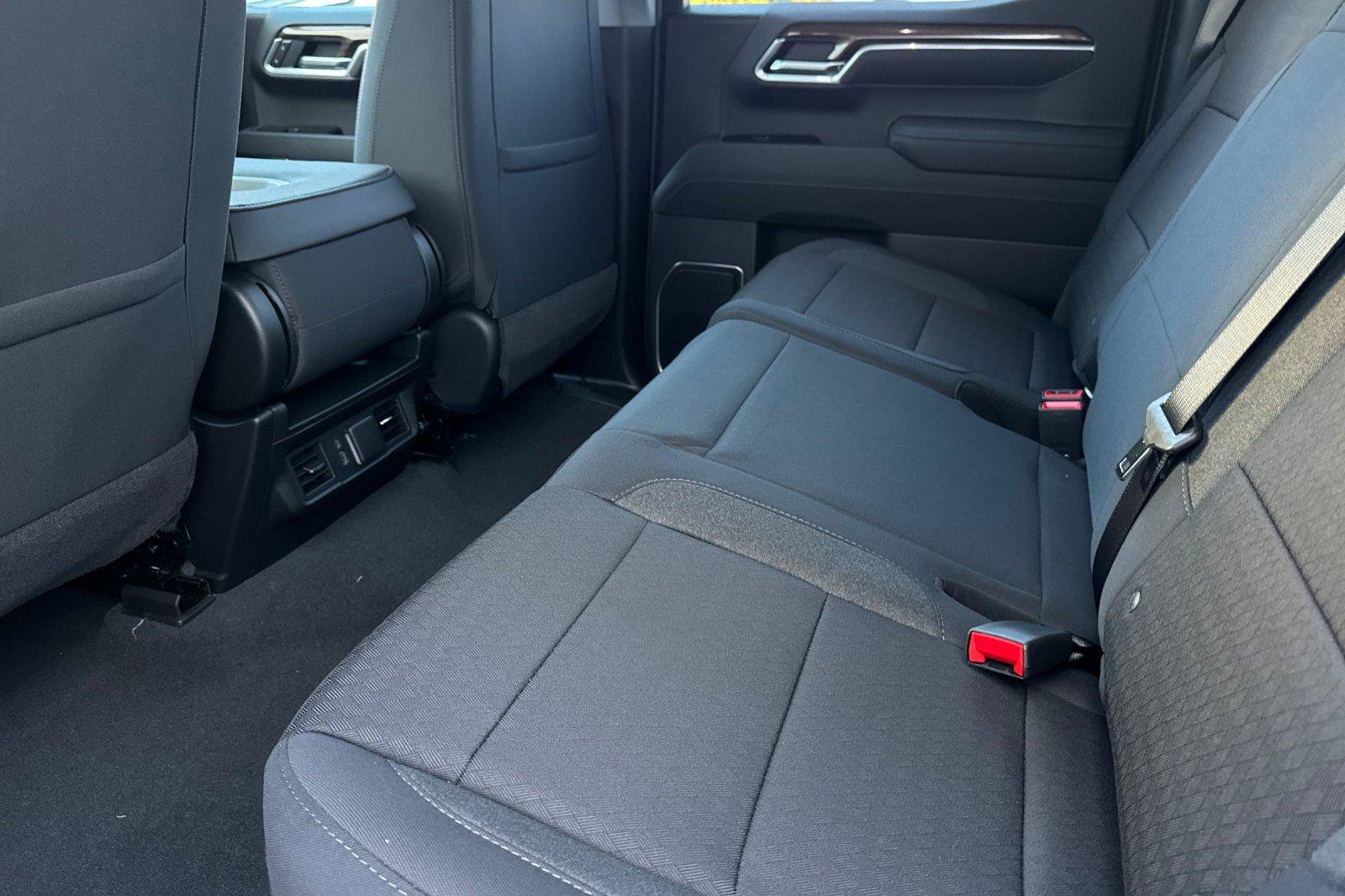 New 2026 Chevrolet Silverado 1500 RST w/ RST Select Package AWD/4WD image 15