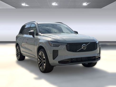 New 2026 Volvo XC90 B6 Ultra w/ Protection Package AWD/4WD image 7